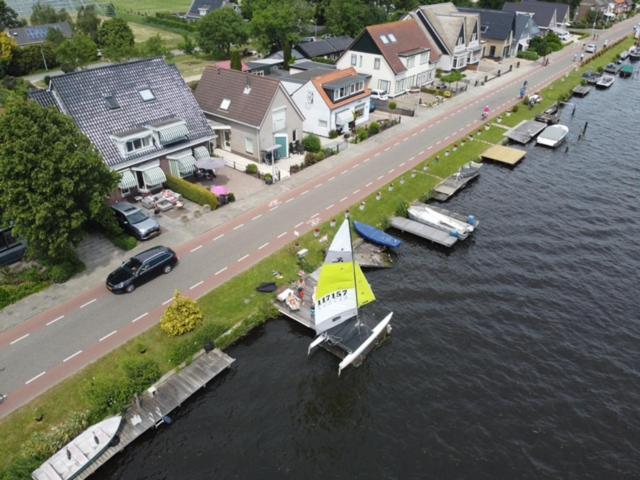 B&B Schiphol Amsterdam Rijsenhout Екстер'єр фото