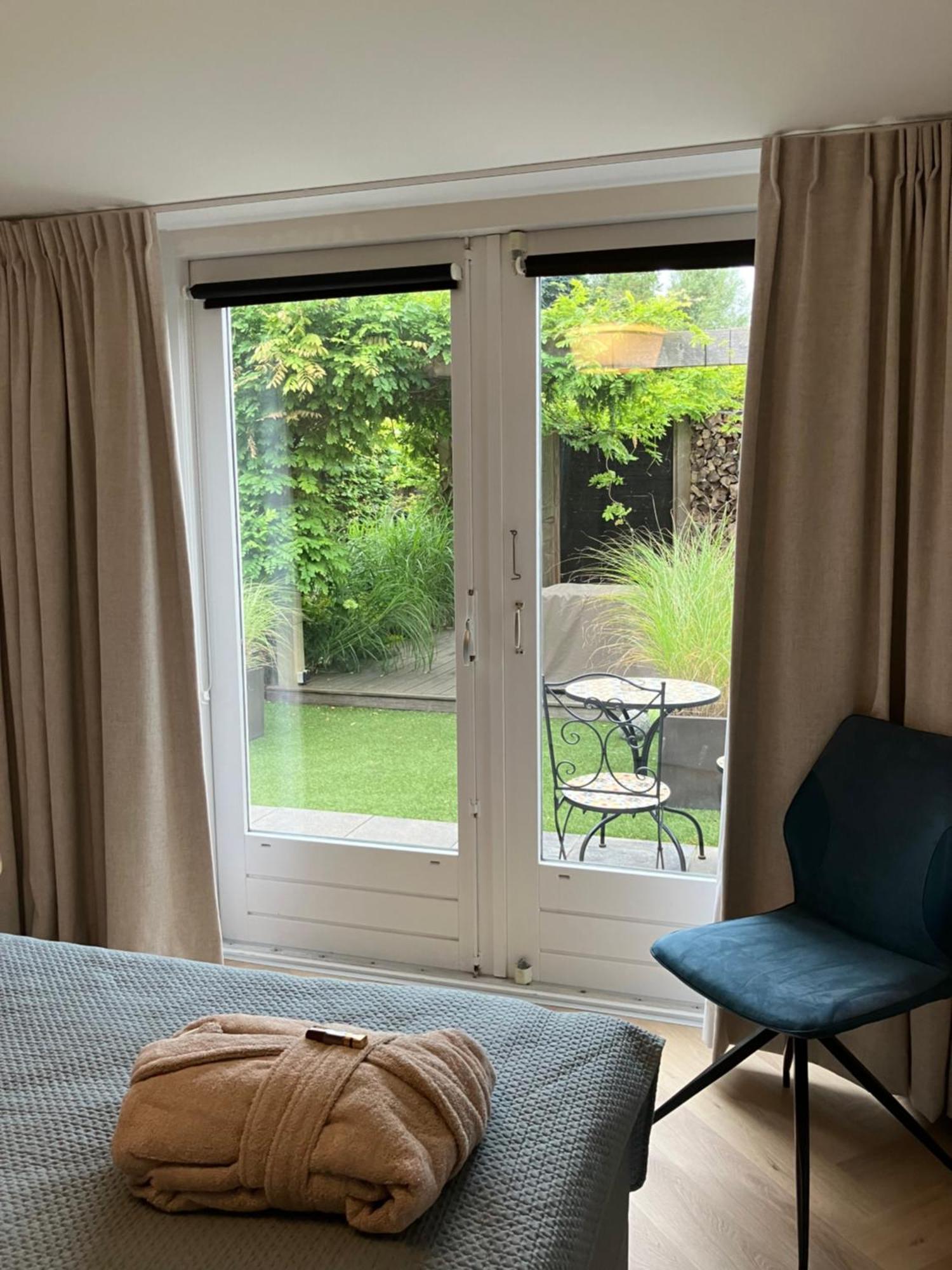B&B Schiphol Amsterdam Rijsenhout Екстер'єр фото